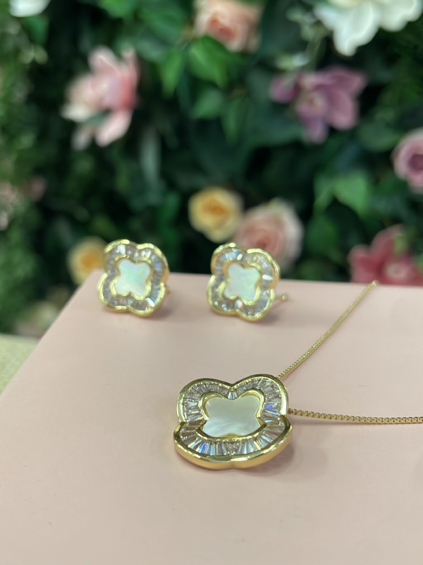 Conjunto Ana Paula (Trevo Madrepérola) - Imagem 2